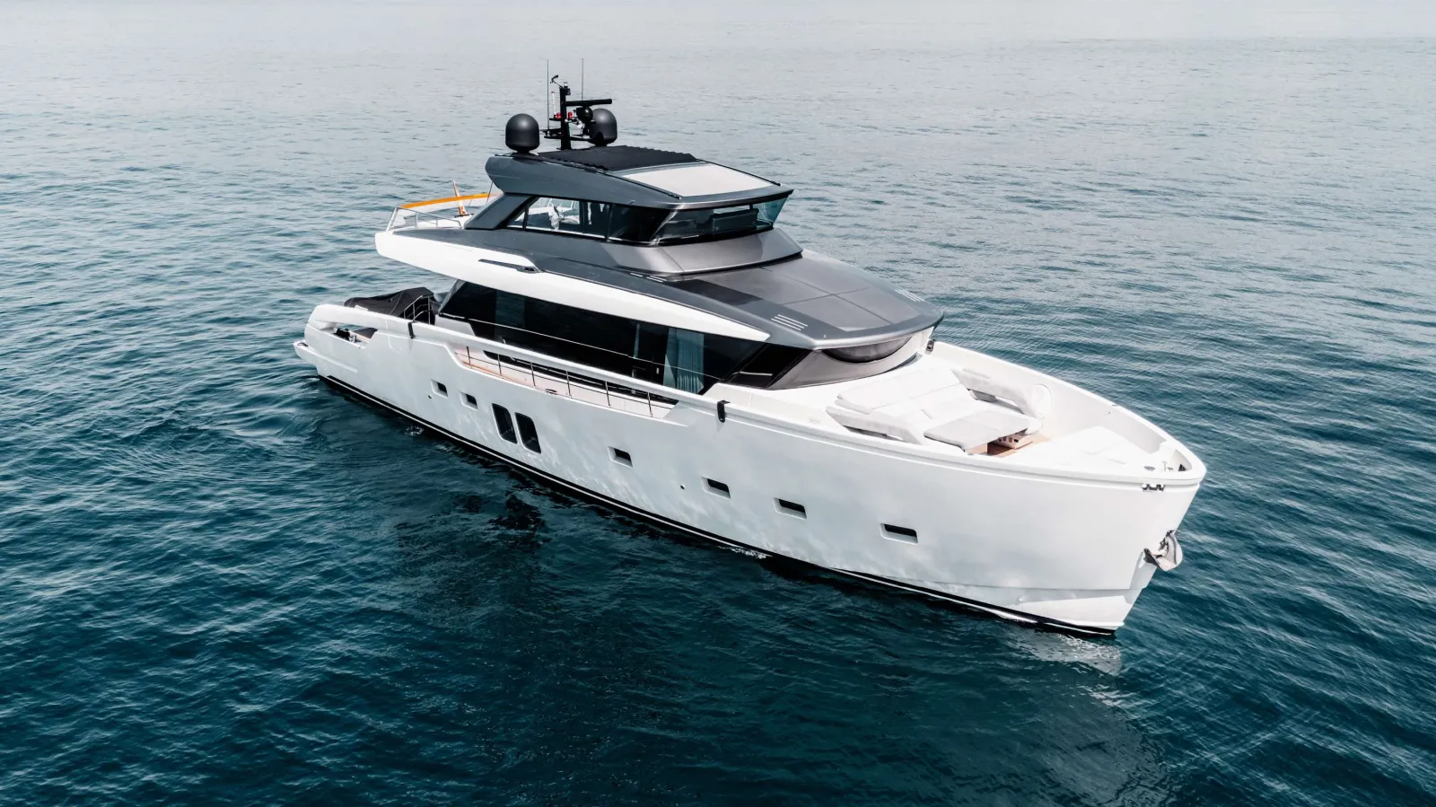 Sanlorenzo SX76