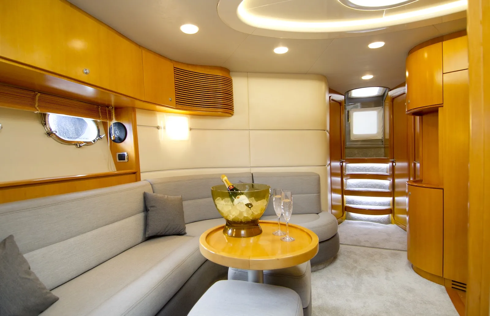 BAIA AZZURRA 63