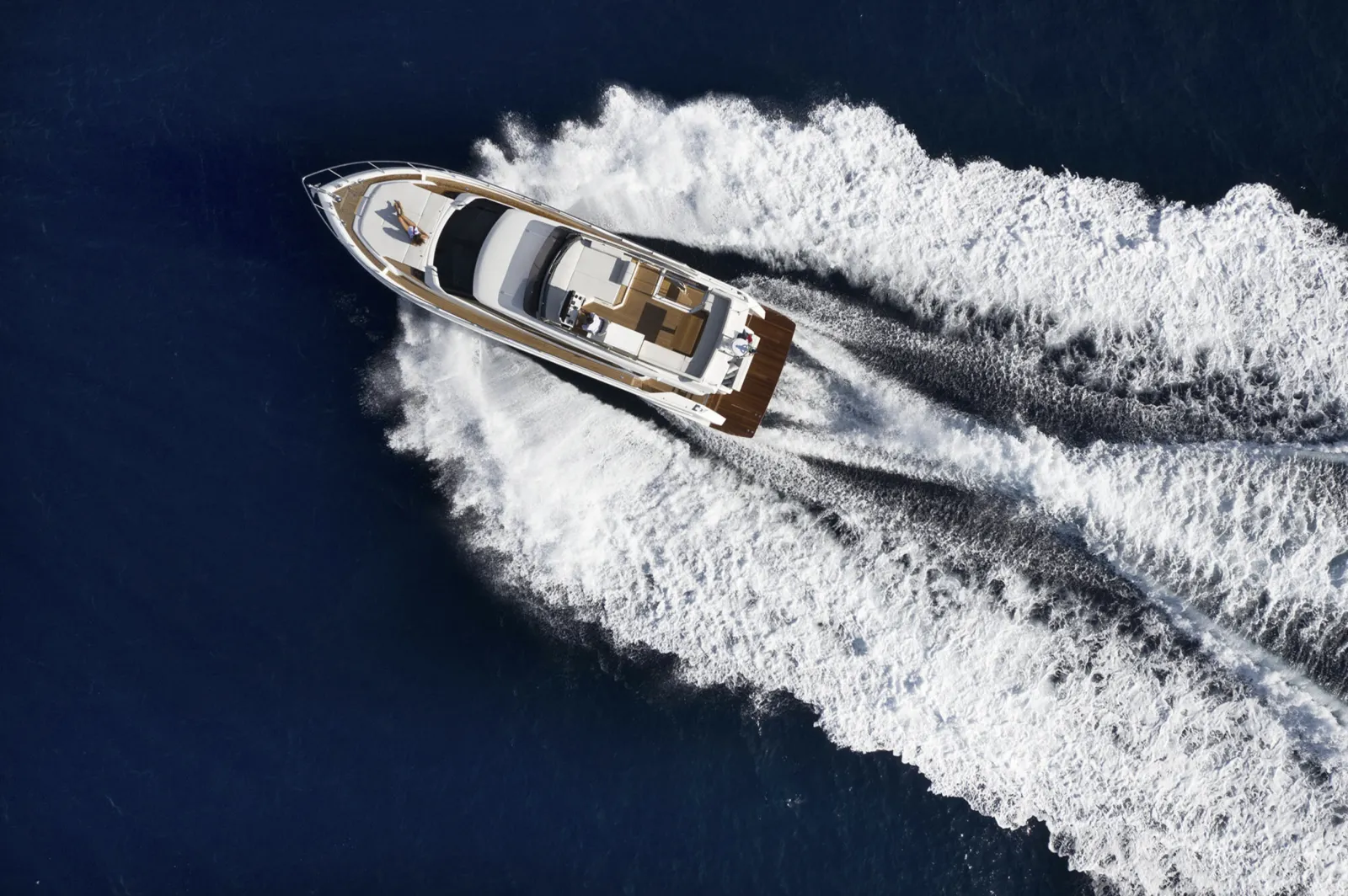 FERRETTI 500