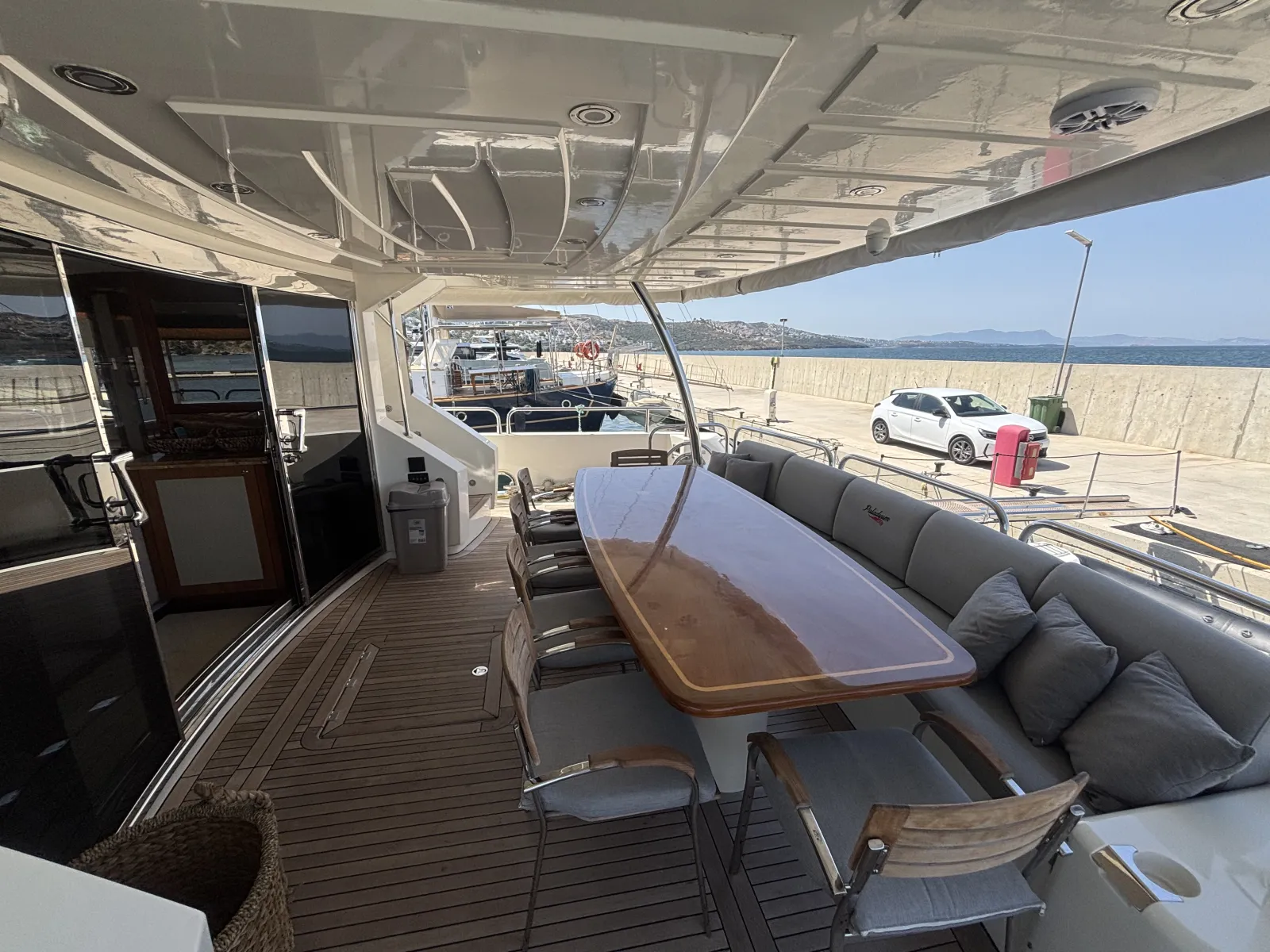 Sunseeker 30M Yacht