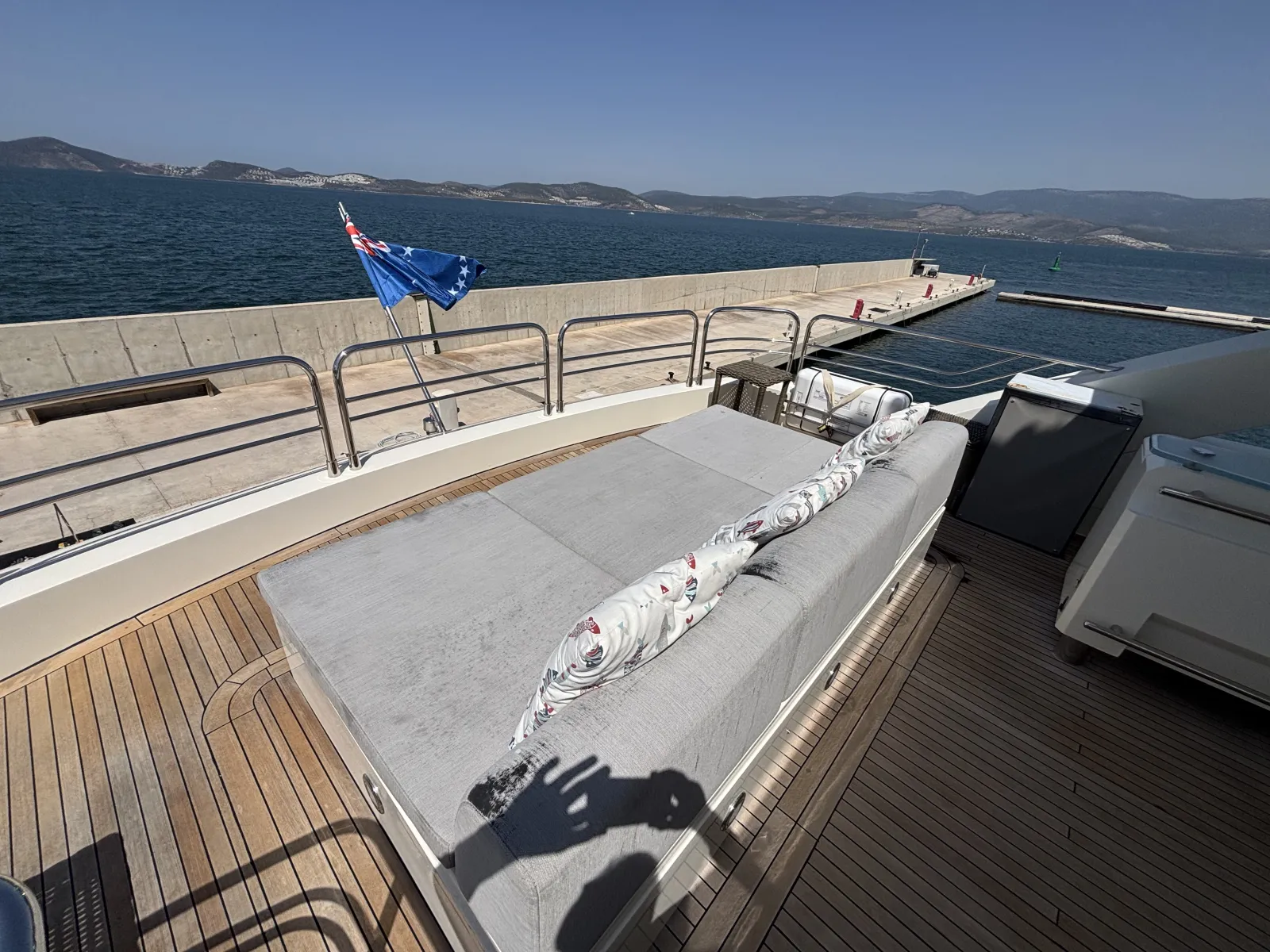 Sunseeker 30M Yacht