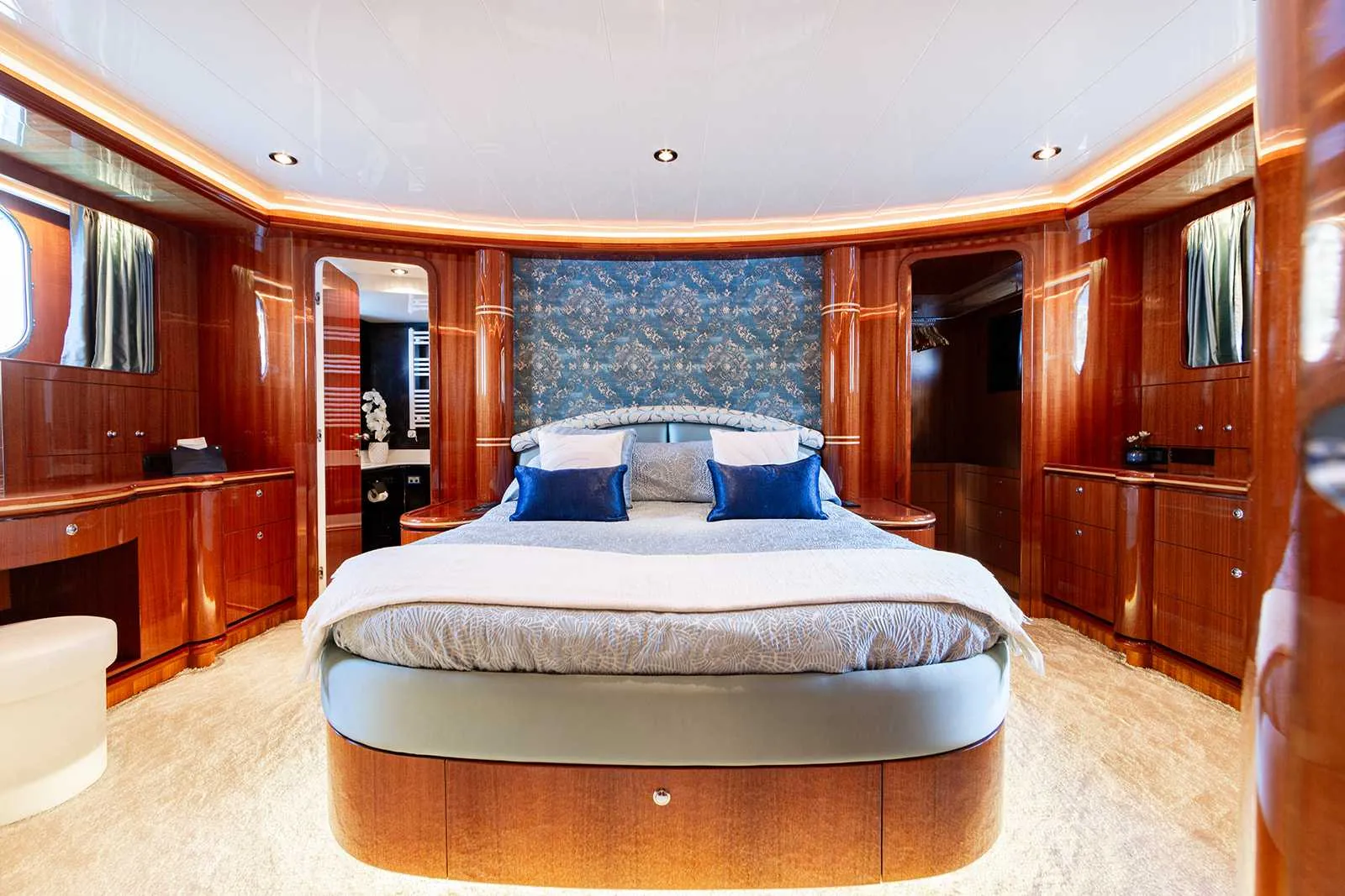 Elegance 78