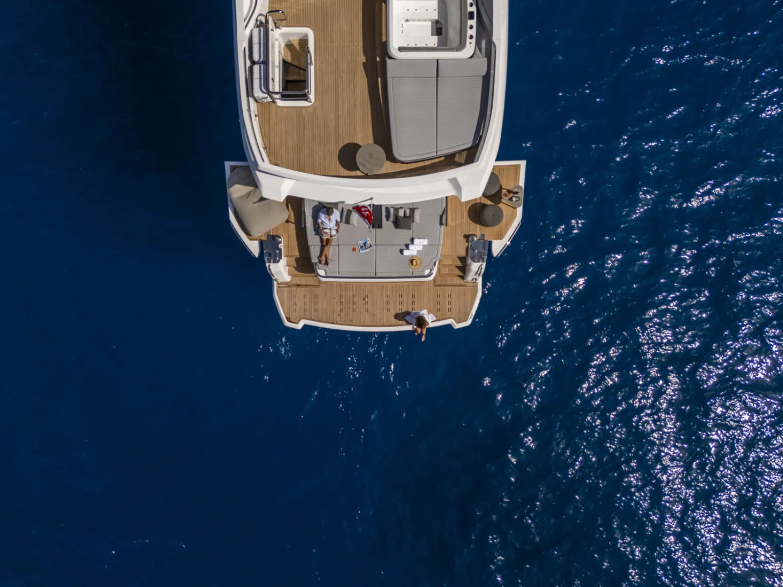 Pearl 82