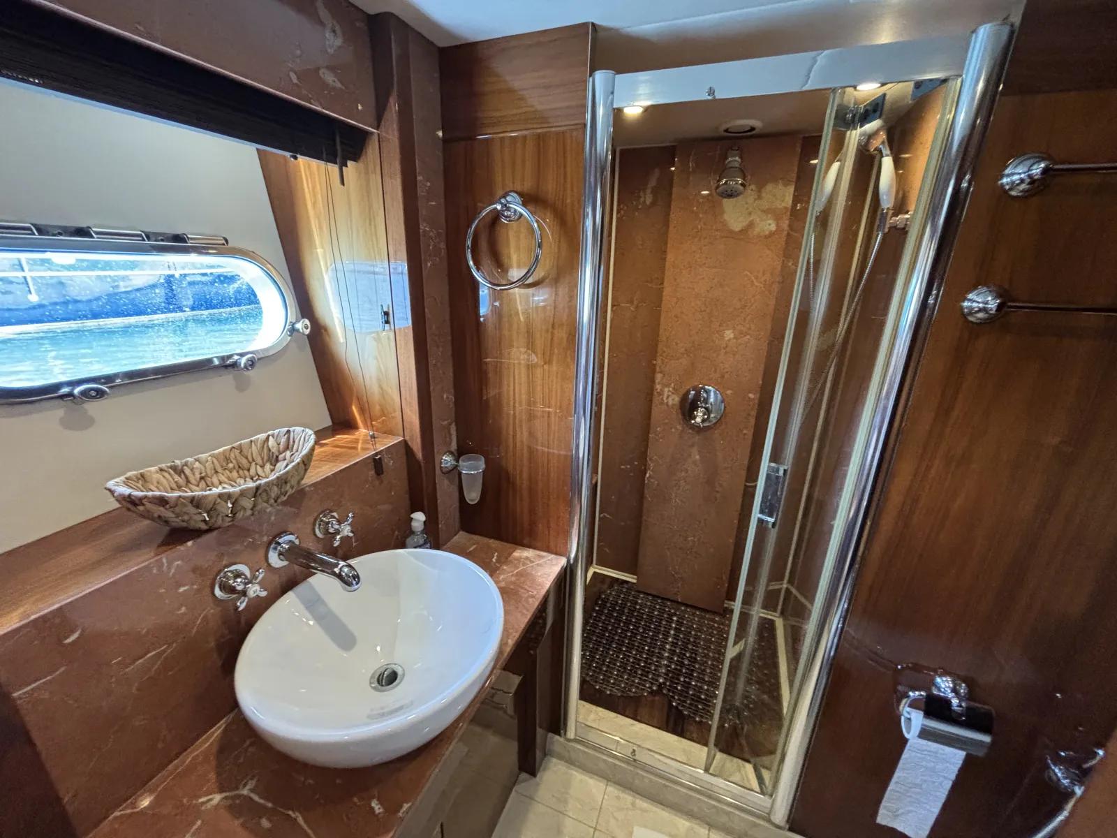 Sunseeker 30M Yacht