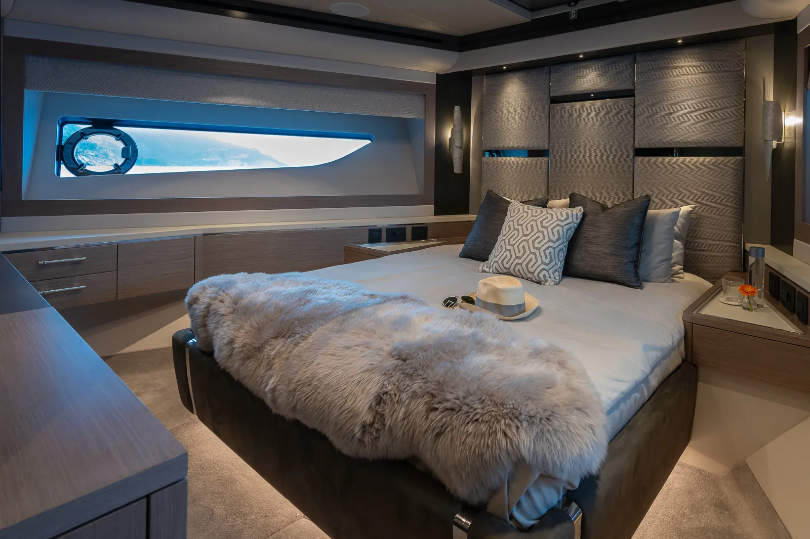 Sunseeker 88
