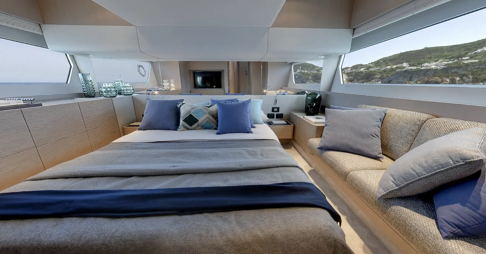 FERRETTI 500