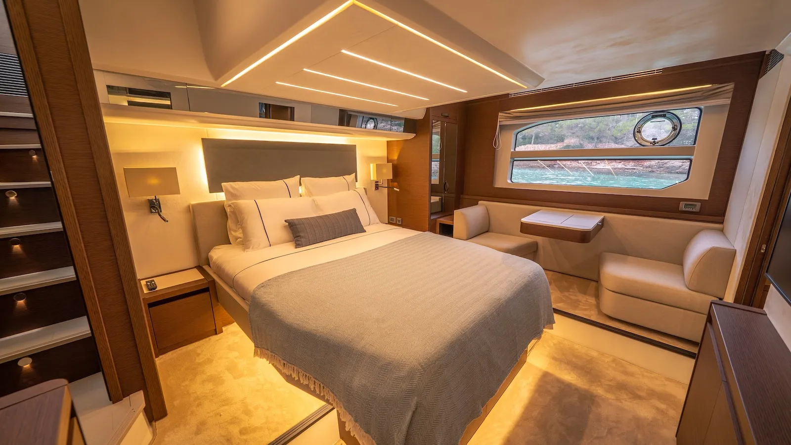 Prestige 590