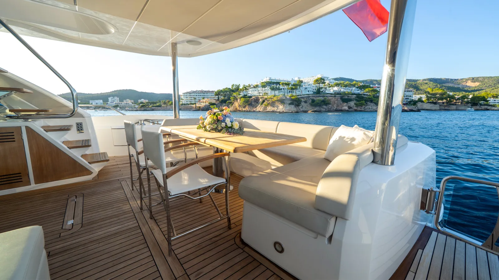 Sunseeker 76