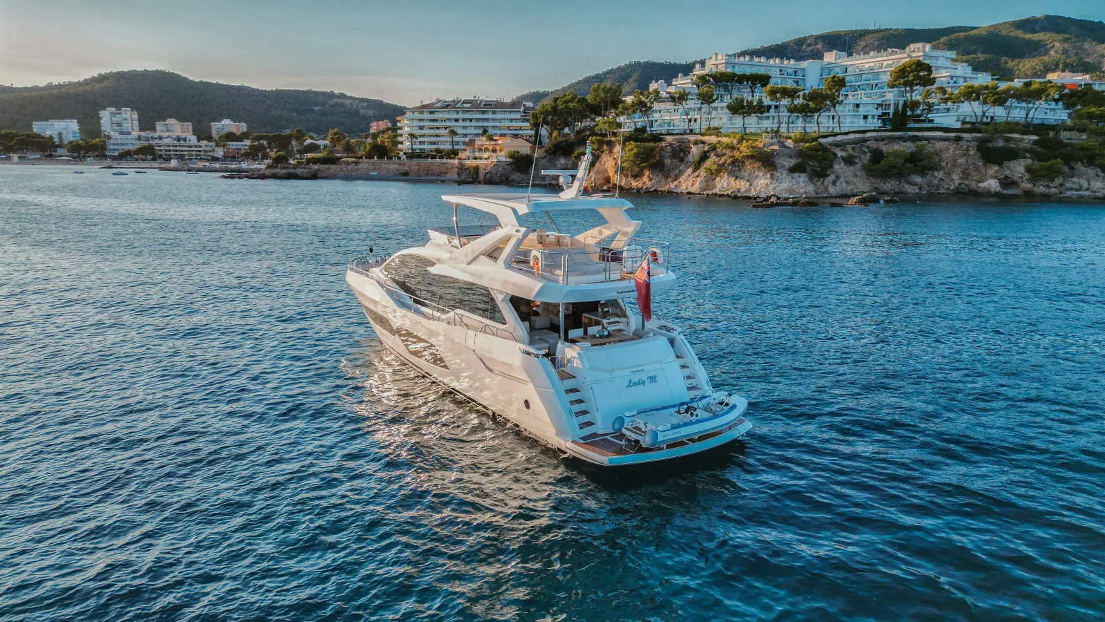 Sunseeker 76 Yacht