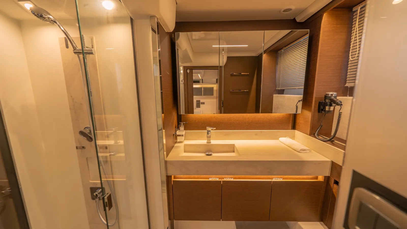Prestige 590