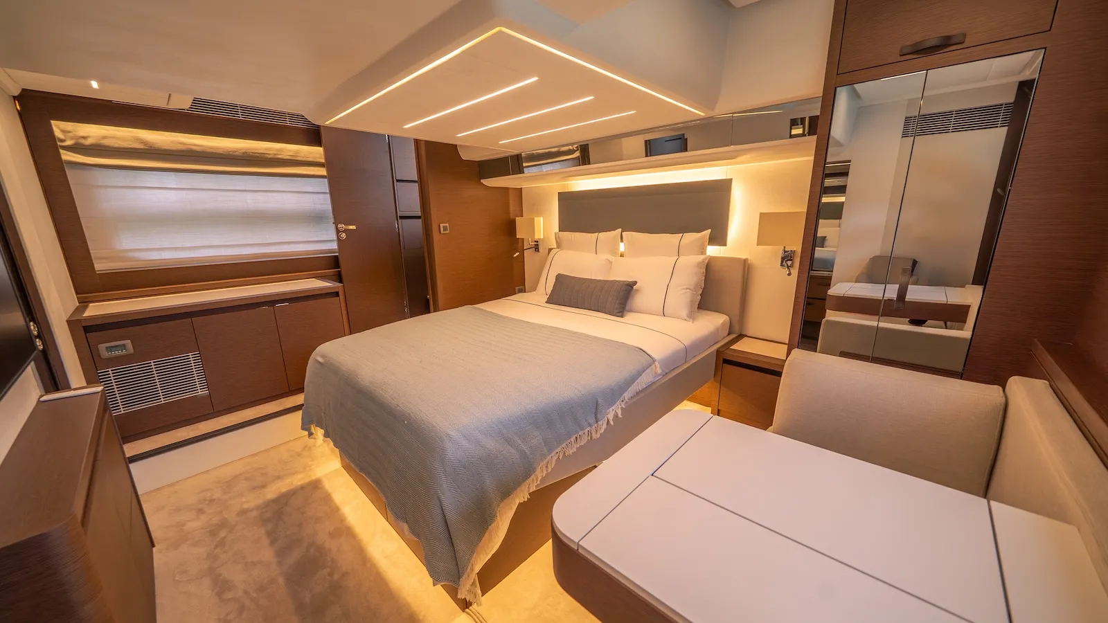Prestige 590