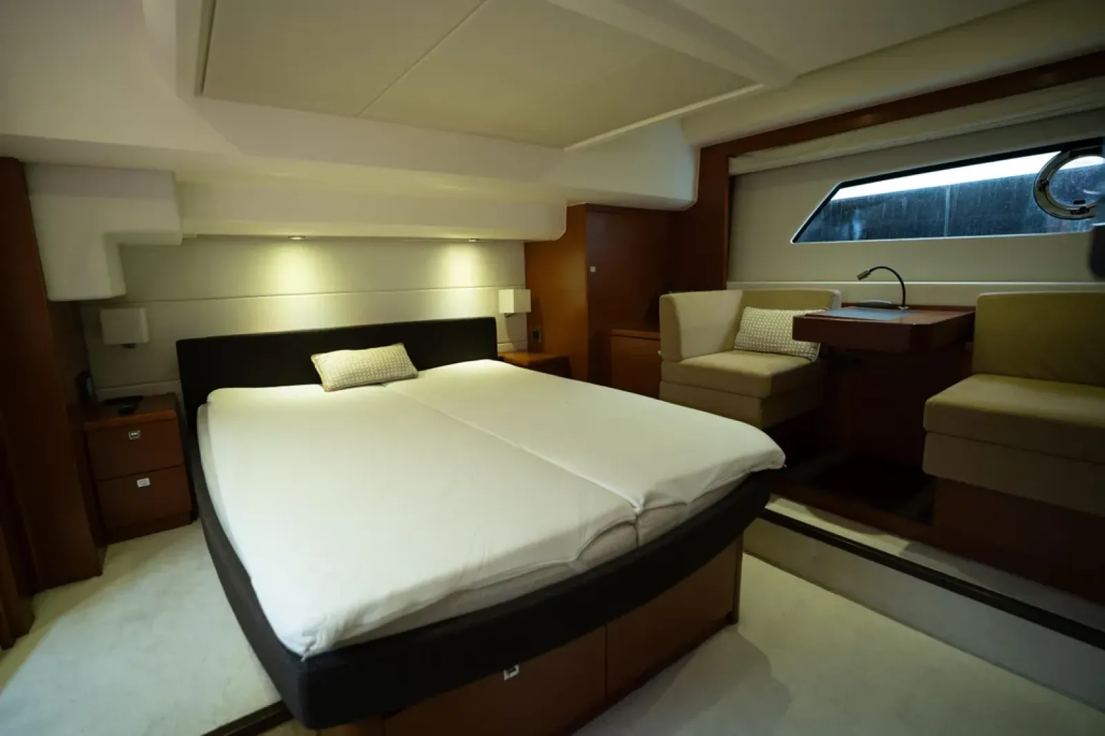 Prestige 550