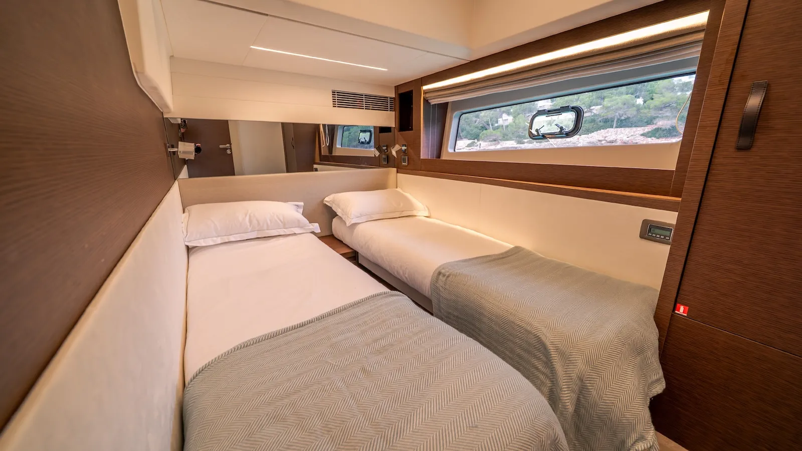 Prestige 590