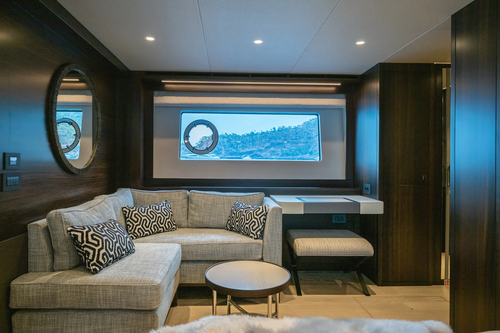 Sunseeker 88