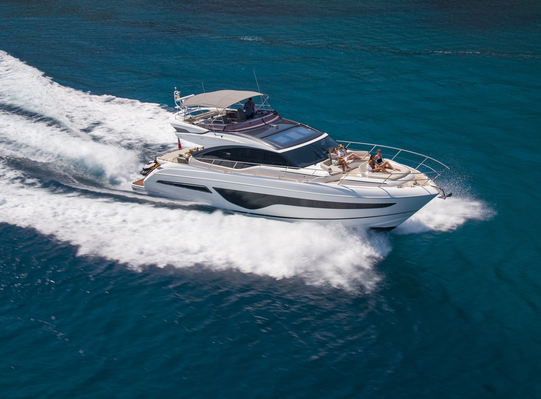 Yacht 1
