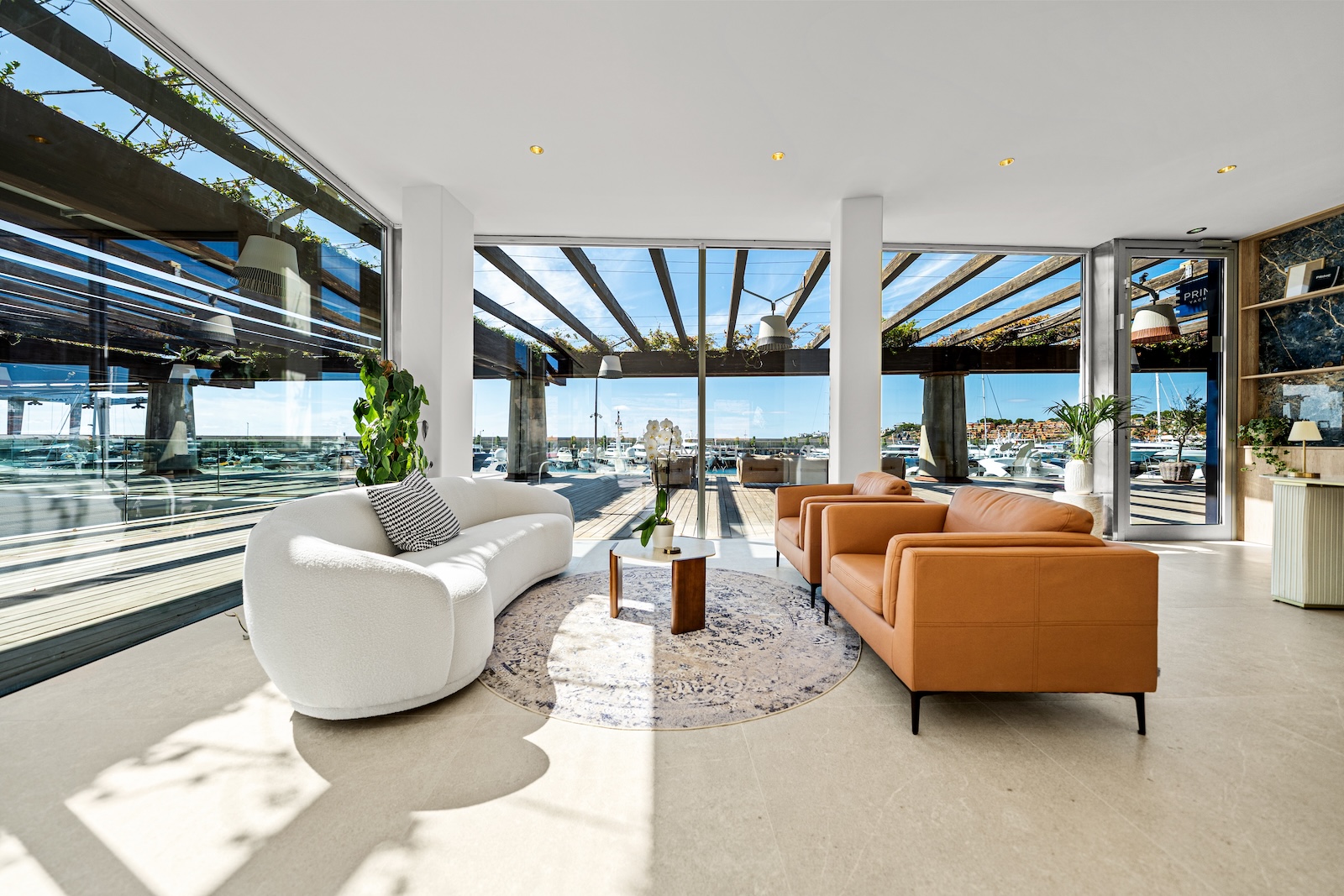 Yacht Management